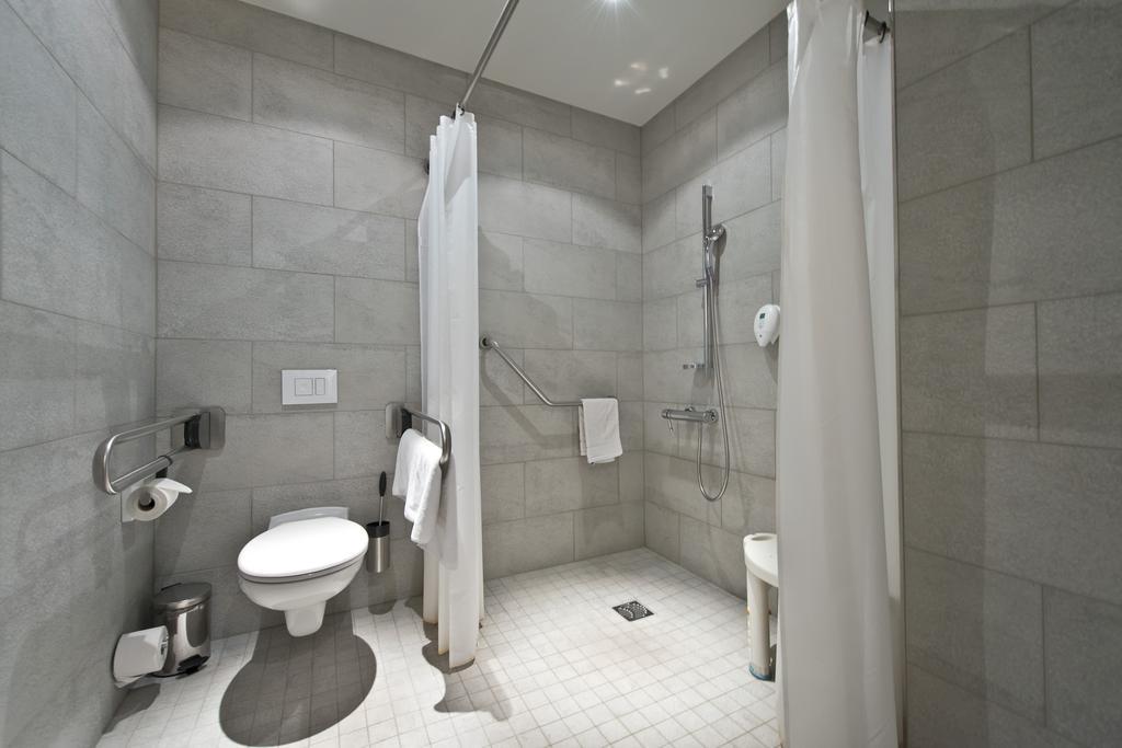 Tryp By Wyndham Frankfurt Hotel Frankfurt am Main Kamer foto